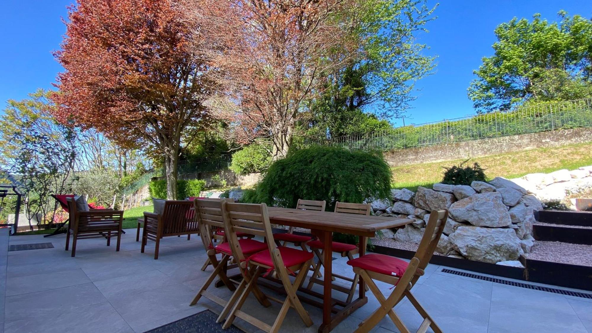 Villa I Faggi Rossi - Red Beech Trees Como Exterior foto